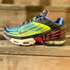 Nike Air Max Plus TA Men’s Size 8 Multi-Color Gradient Tuned Air Sneakers